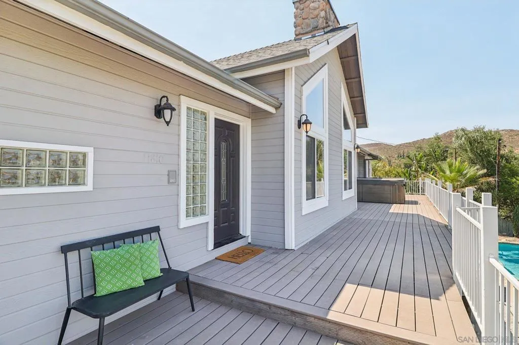 11810 Hi Ridge Rd, Lakeside, California 92040 home-pic-8