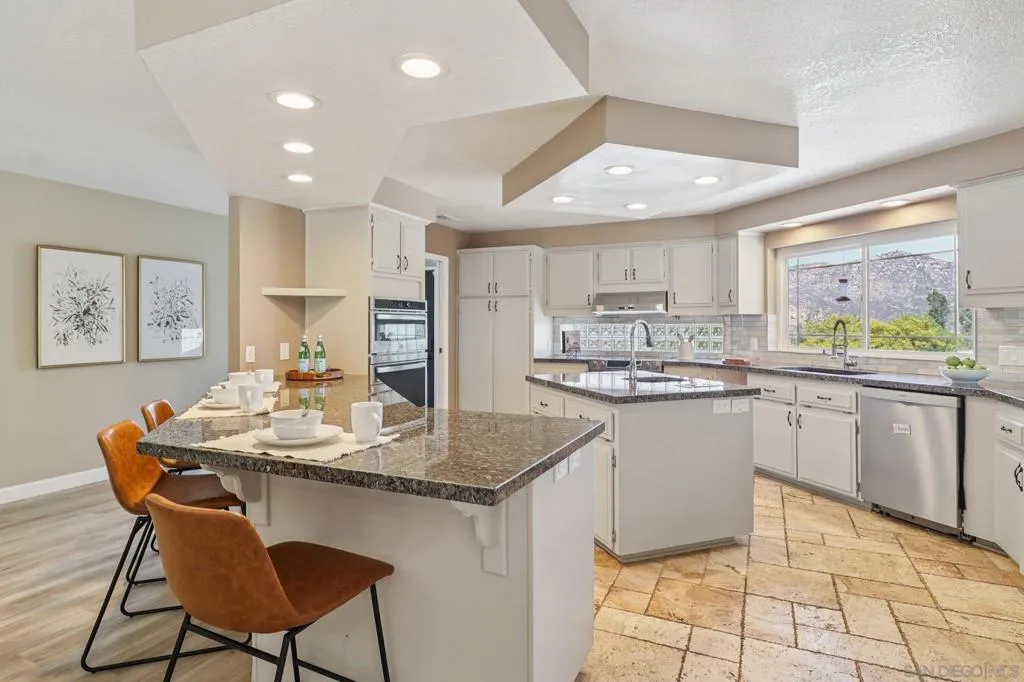 11810 Hi Ridge Rd, Lakeside, California 92040 home-pic-20