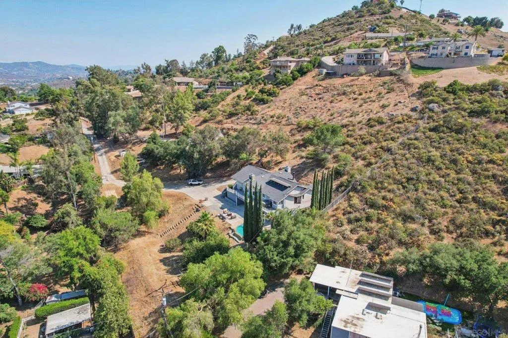 11810 Hi Ridge Rd, Lakeside, California 92040 home-pic-69