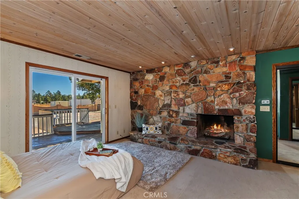 908 Mount Doble Drive, Big Bear City, California 92314 home-pic-22