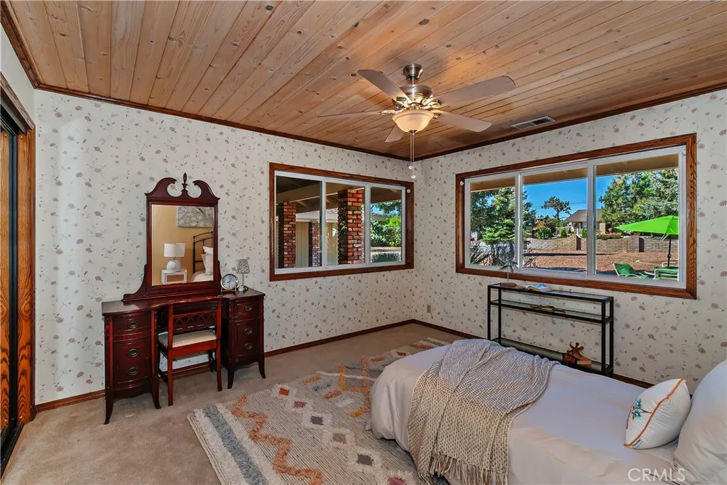 908 Mount Doble Drive, Big Bear City, California 92314 home-pic-27