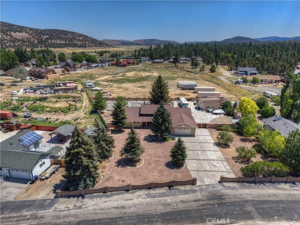 908 Mount Doble Drive, Big Bear City, California 92314 home-pic-1