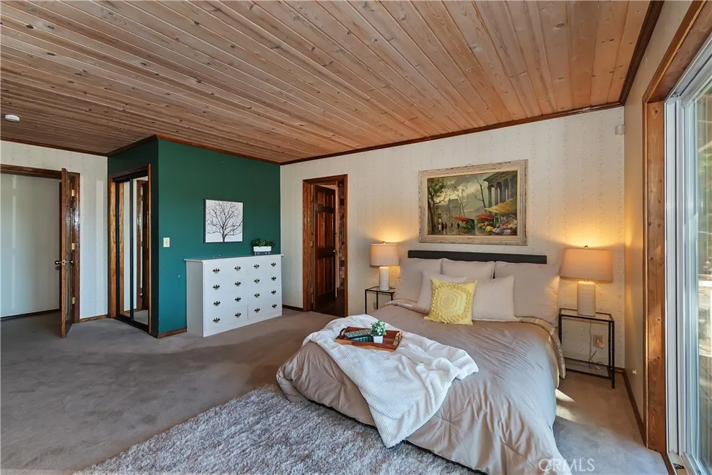 908 Mount Doble Drive, Big Bear City, California 92314 home-pic-23