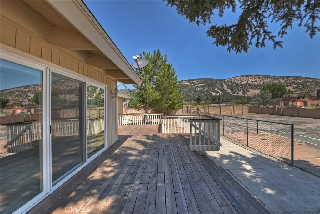 908 Mount Doble Drive, Big Bear City, California 92314 home-pic-34