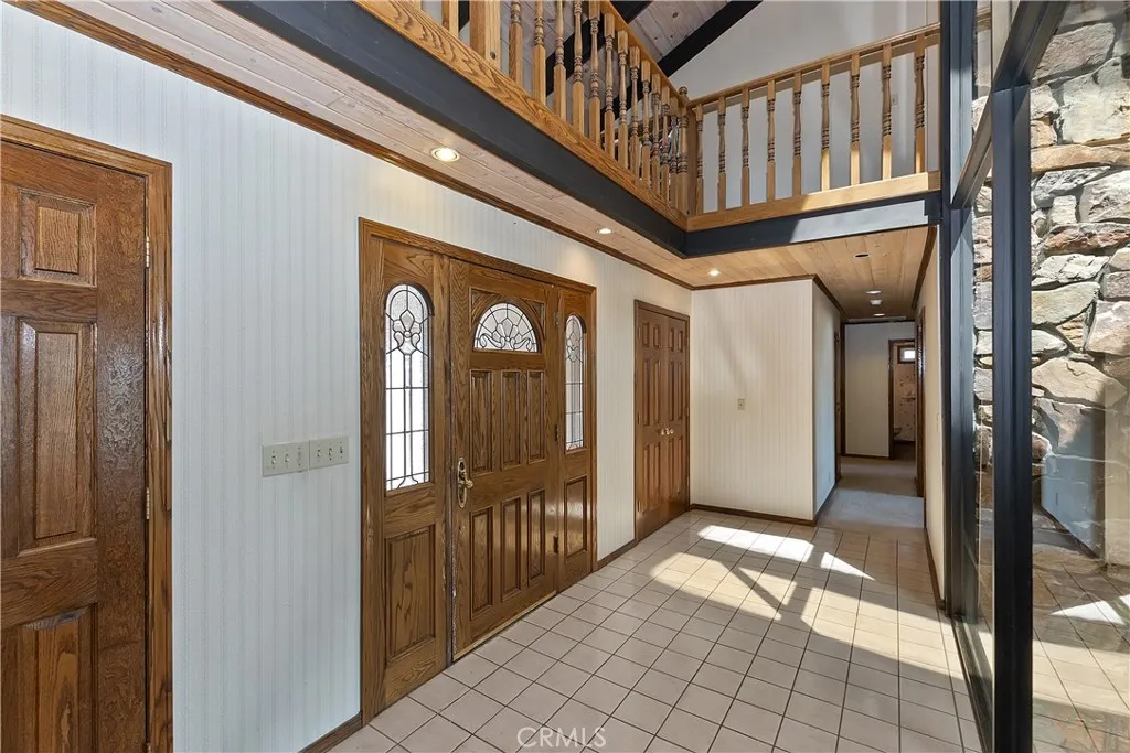 908 Mount Doble Drive, Big Bear City, California 92314 home-pic-7