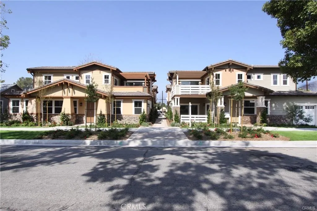 155 N Wabash Avenue 1, Glendora, California 91741, 3 Bedrooms Bedrooms, ,4 BathroomsBathrooms,Residential Lease,For Rent,Wabash,PF25182788