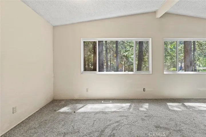 14807 Wood Drive, Magalia, California 95954