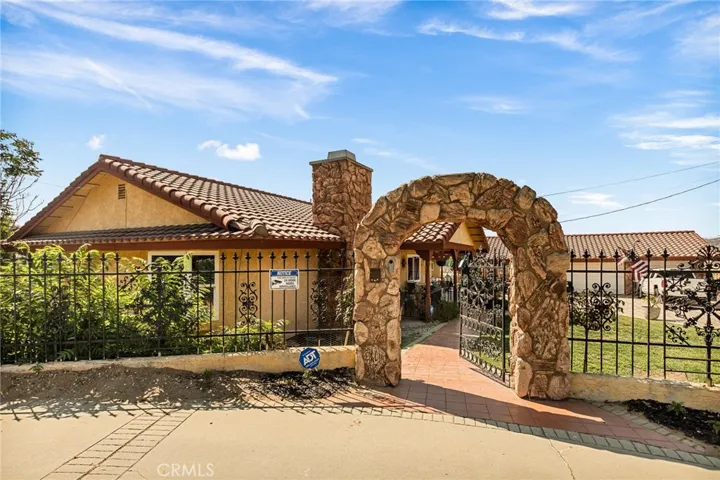 3694 W West Ramsey, Banning, California 92220