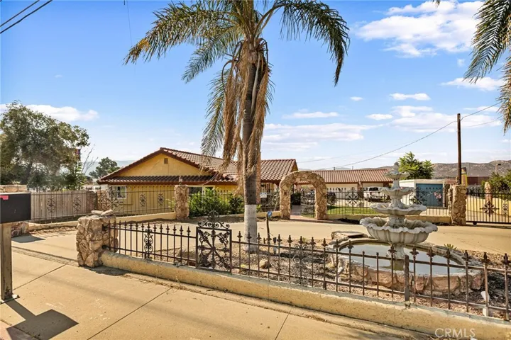 3694 W West Ramsey, Banning, California 92220