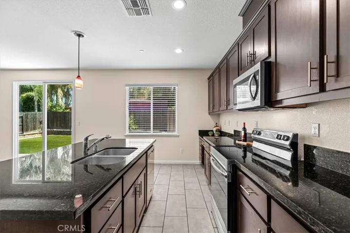 2660 Limestone Court, Atwater, California 95301