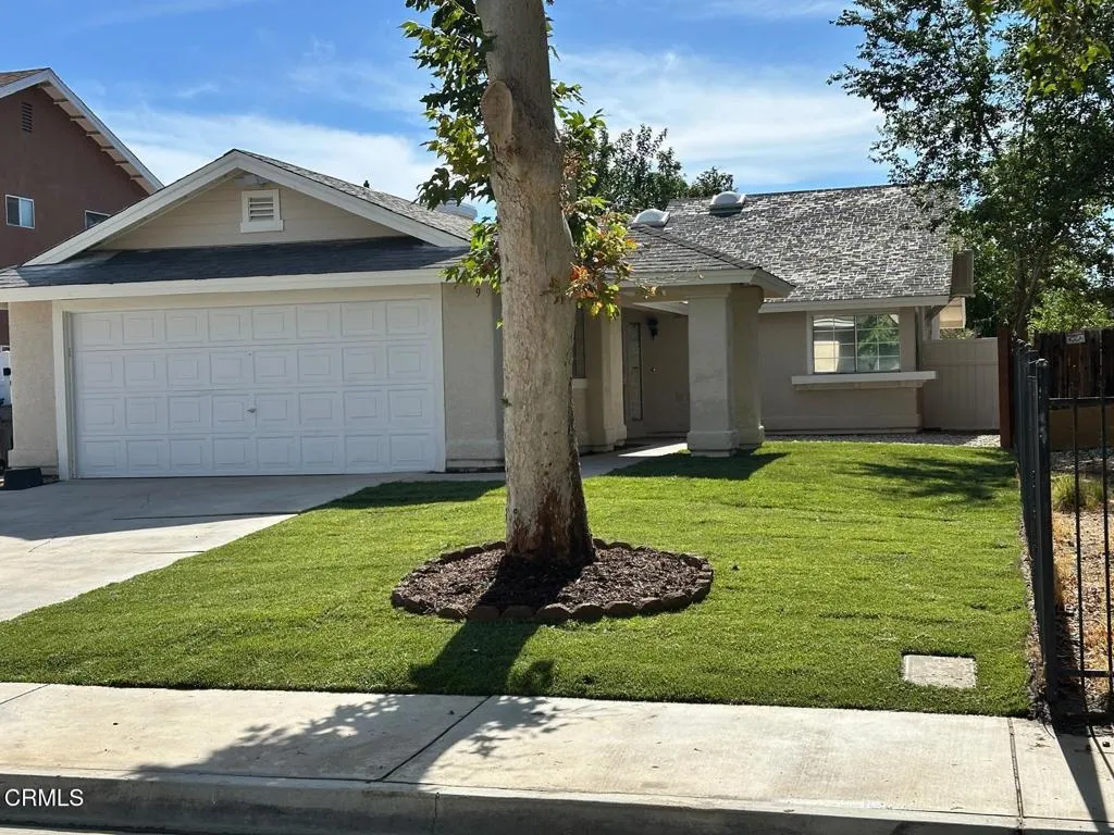 44839 16th Street E, Lancaster, California 93535 home-pic-1