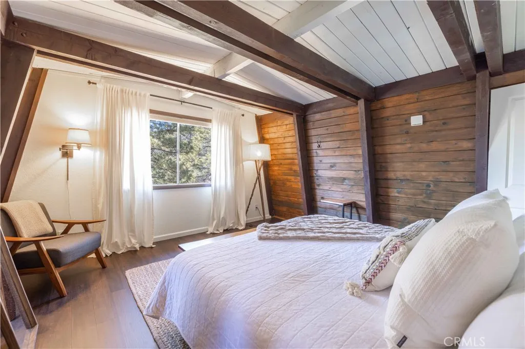 1107 Cedar Mountain Road, Big Bear City, California 92314 home-pic-22