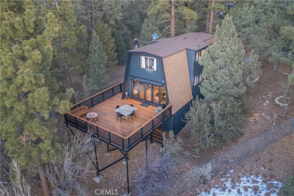 1107 Cedar Mountain Road, Big Bear City, California 92314 home-pic-14