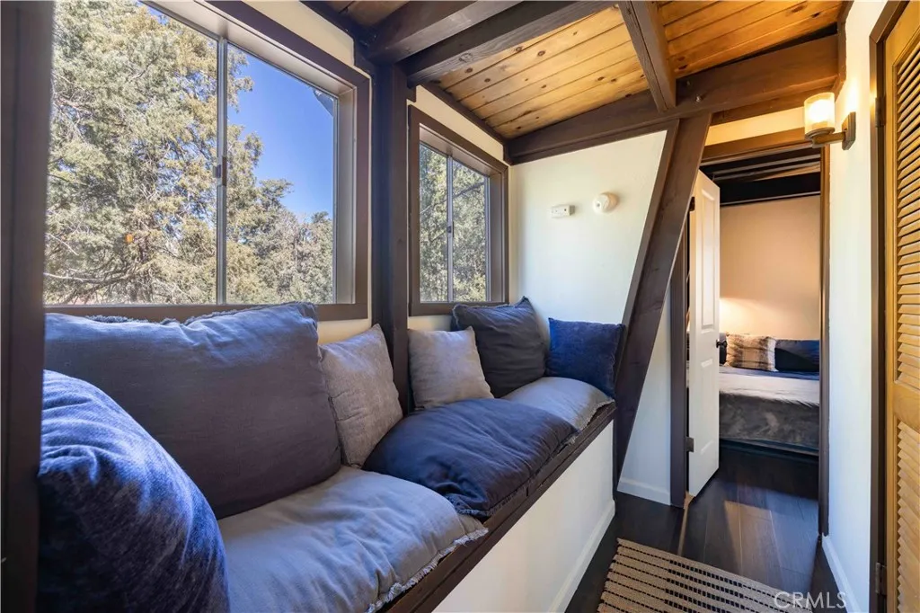 1107 Cedar Mountain Road, Big Bear City, California 92314 home-pic-19