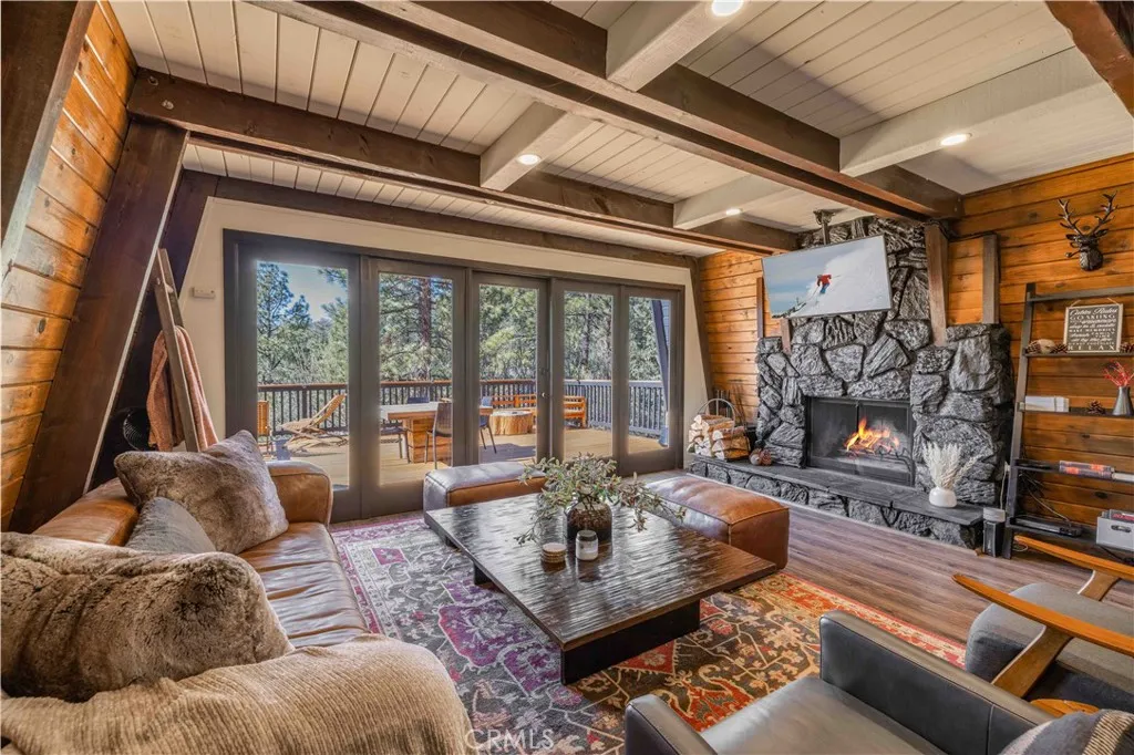 1107 Cedar Mountain Road, Big Bear City, California 92314 home-pic-8
