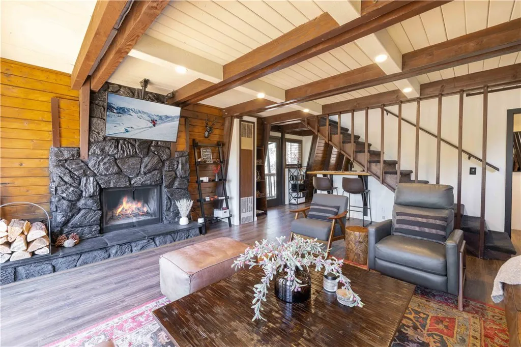 1107 Cedar Mountain Road, Big Bear City, California 92314 home-pic-16