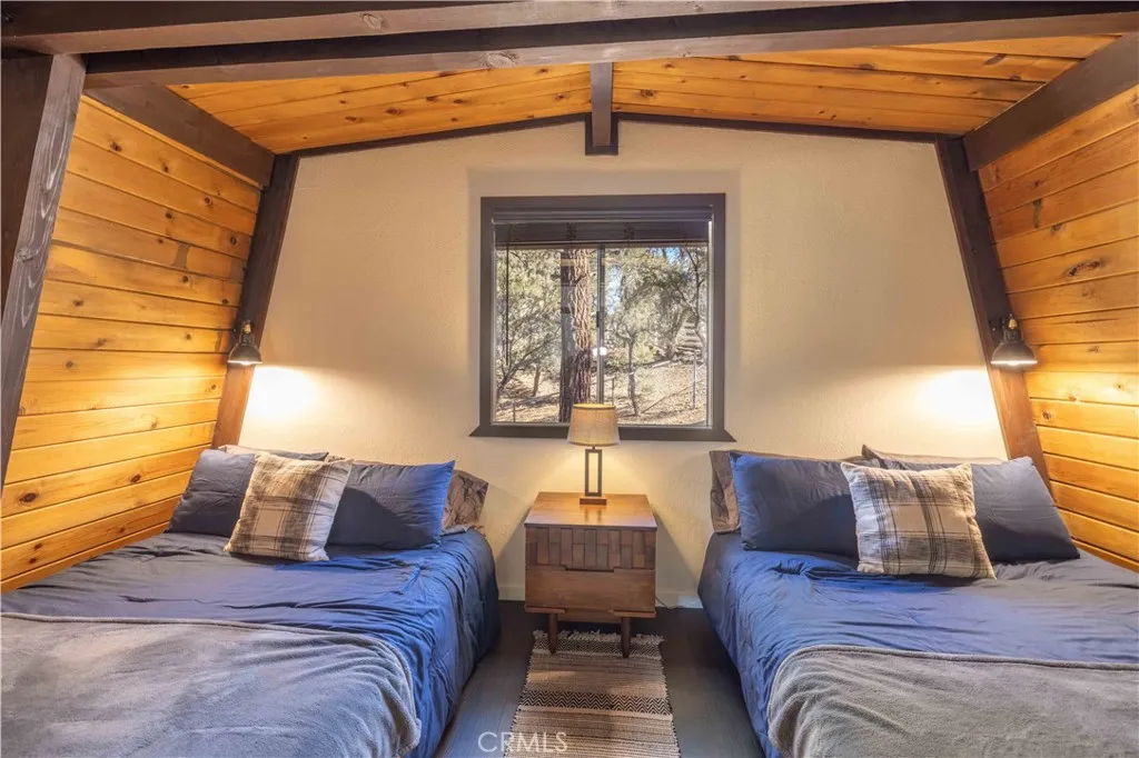 1107 Cedar Mountain Road, Big Bear City, California 92314 home-pic-27