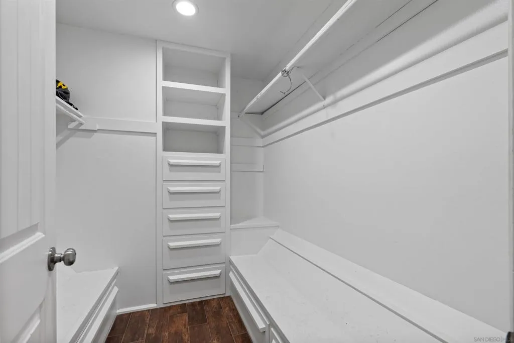 4201 Avenida Gregory, Spring Valley, California 91977 home-pic-43