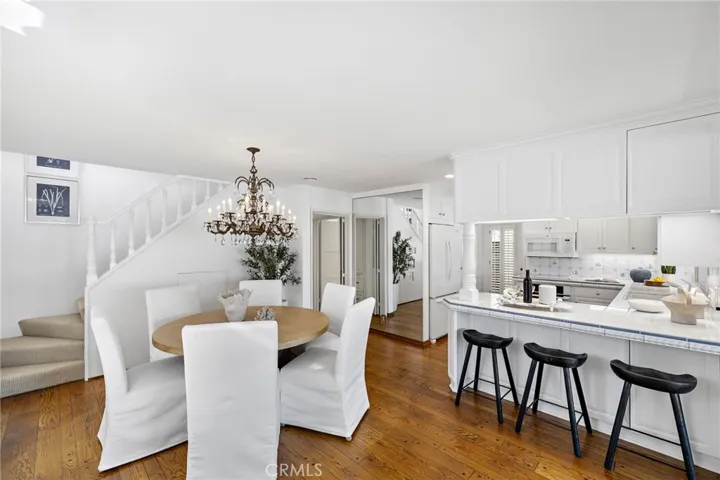 117 E Bay Front, Newport Beach, California 92662