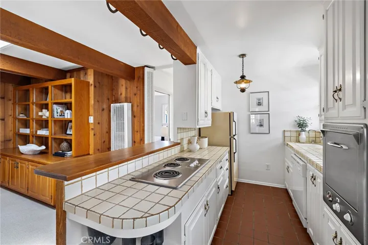 117 E Bay Front, Newport Beach, California 92662