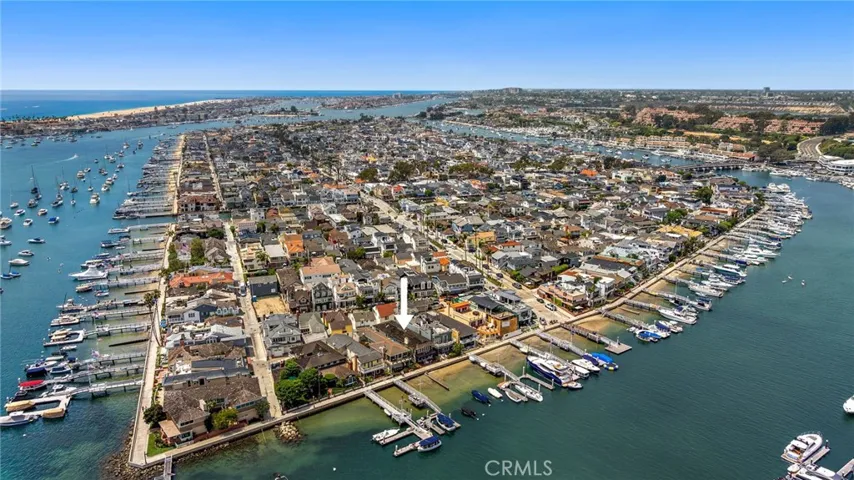 117 E Bay Front, Newport Beach, California 92662