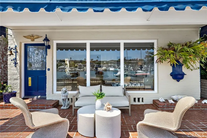 117 E Bay Front, Newport Beach, California 92662