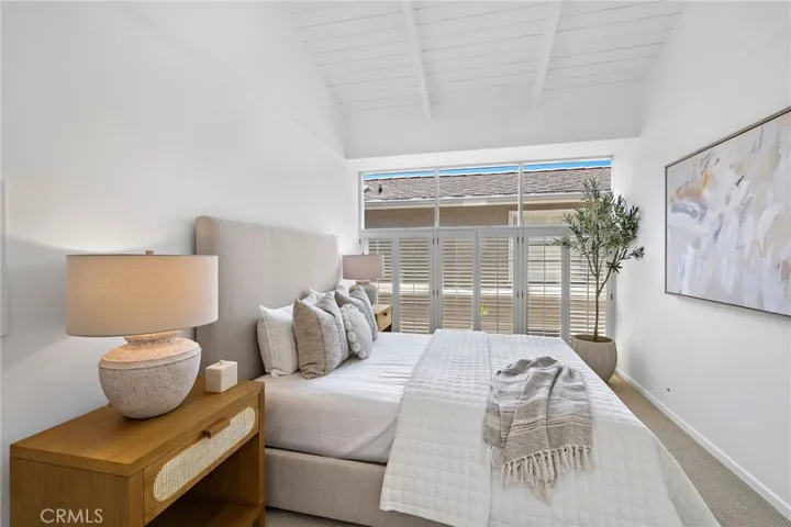 117 E Bay Front, Newport Beach, California 92662