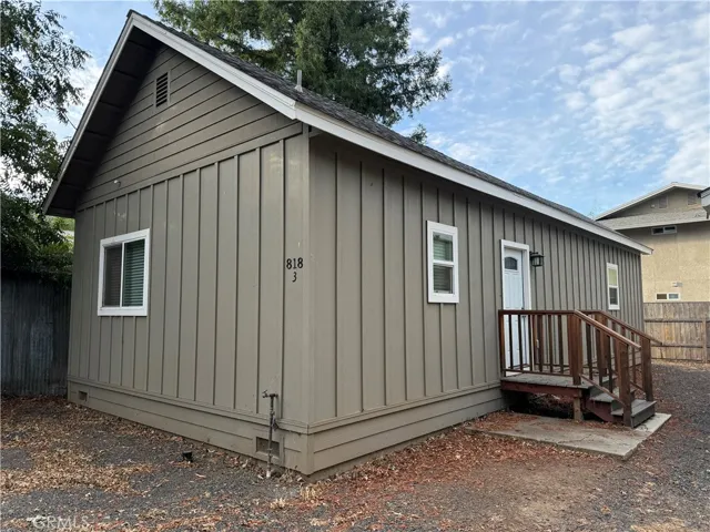 818 Chestnut Street, Chico, California 95928
