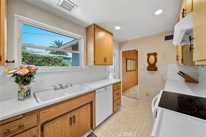2320 Sewanee Lane, Arcadia, California 91007