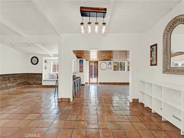 19426 Blythe Street, Reseda, California 91335