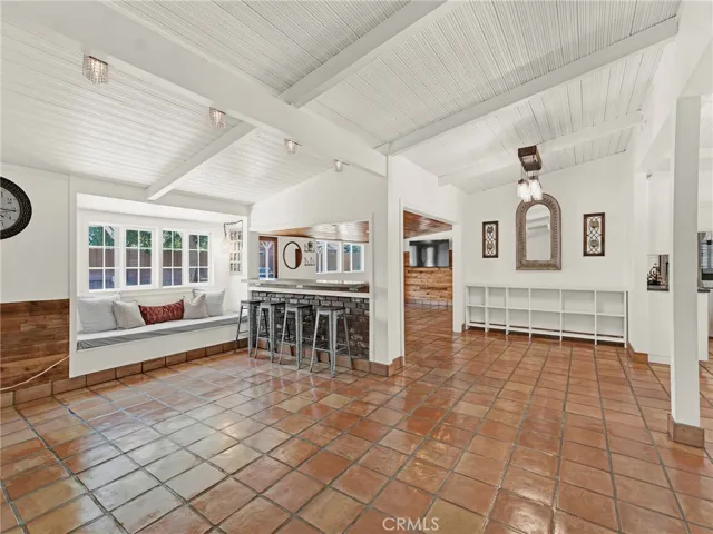 19426 Blythe Street, Reseda, California 91335