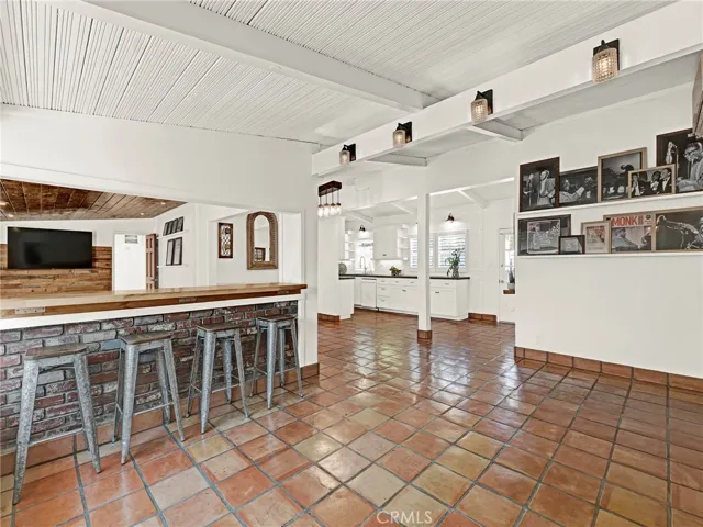 19426 Blythe Street, Reseda, California 91335