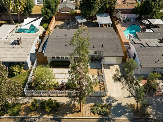19426 Blythe Street, Reseda, California 91335