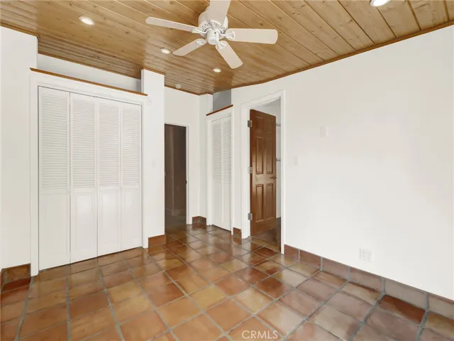 19426 Blythe Street, Reseda, California 91335