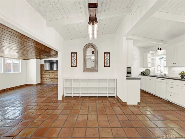 19426 Blythe Street, Reseda, California 91335