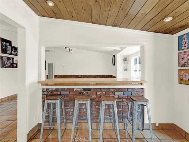 19426 Blythe Street, Reseda, California 91335