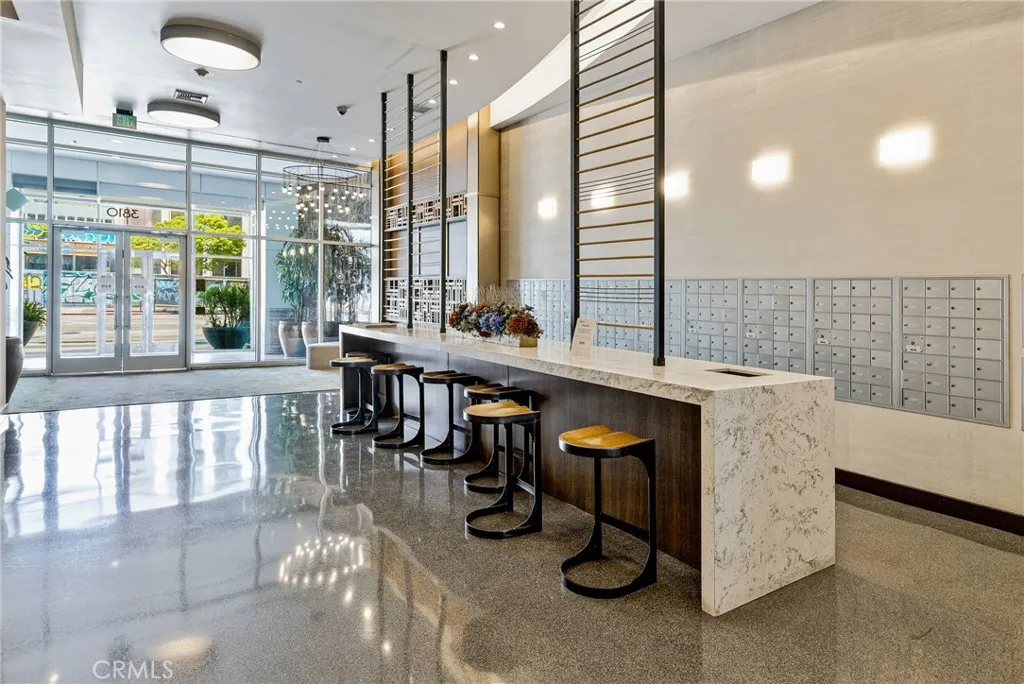3810 Wilshire Boulevard 2002, Los Angeles, California 90010 home-pic-19