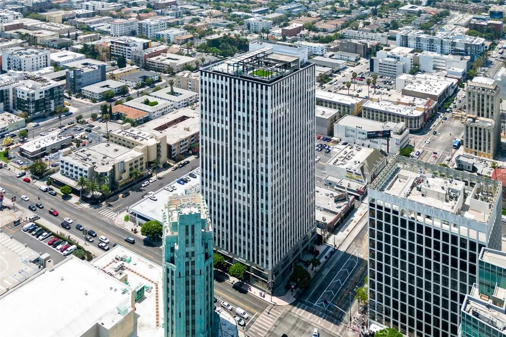3810 Wilshire Boulevard 2002, Los Angeles, California 90010 home-pic-23