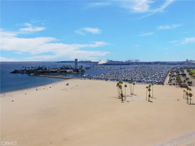 3265 Santa Fe Avenue 60, Long Beach, California 90810