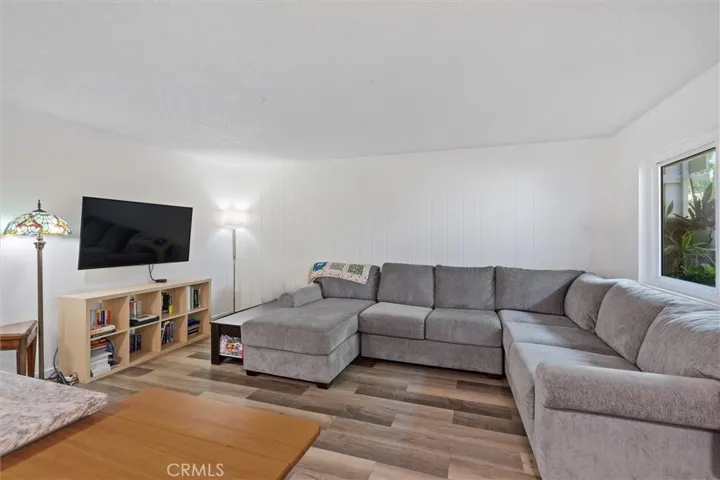 3265 Santa Fe Avenue 60, Long Beach, California 90810
