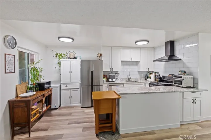 3265 Santa Fe Avenue 60, Long Beach, California 90810