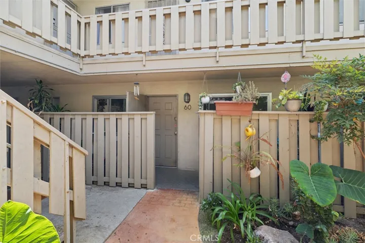 3265 Santa Fe Avenue 60, Long Beach, California 90810