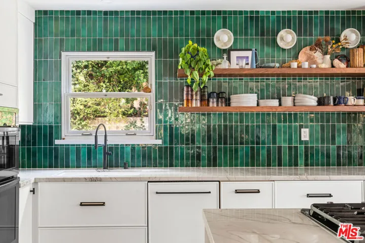 10275 Oletha Lane, Los Angeles, California 90077