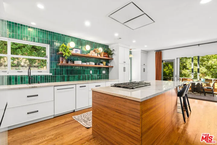 10275 Oletha Lane, Los Angeles, California 90077