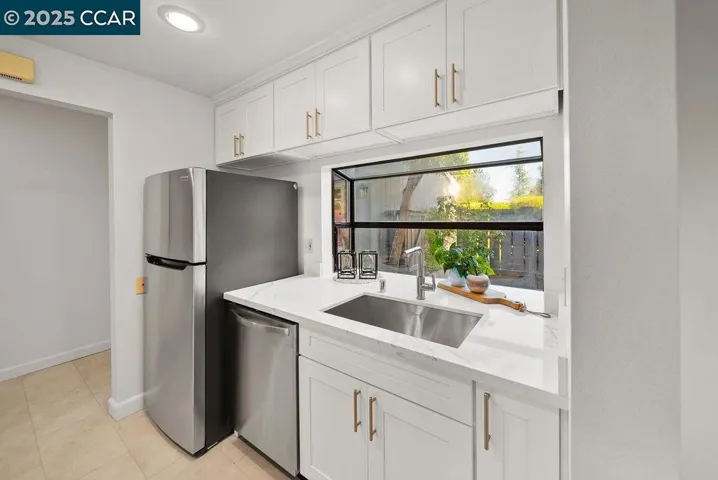 1899 Ascot Drive, Moraga, California 94556