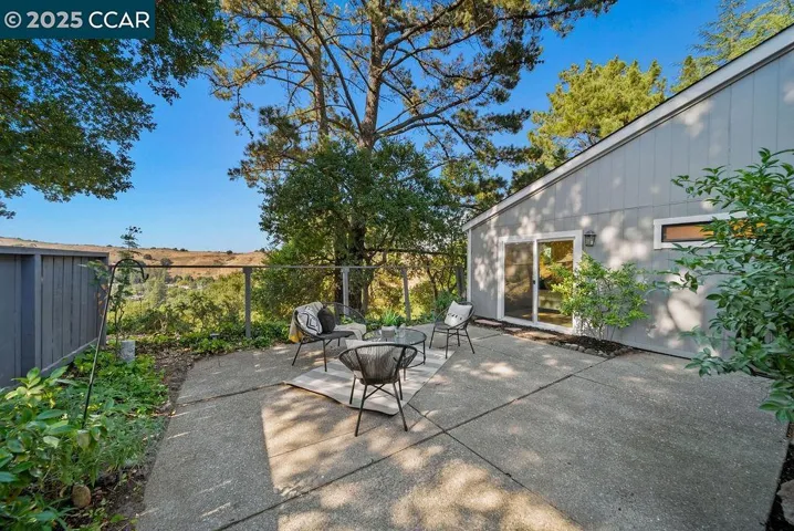 1899 Ascot Drive, Moraga, California 94556
