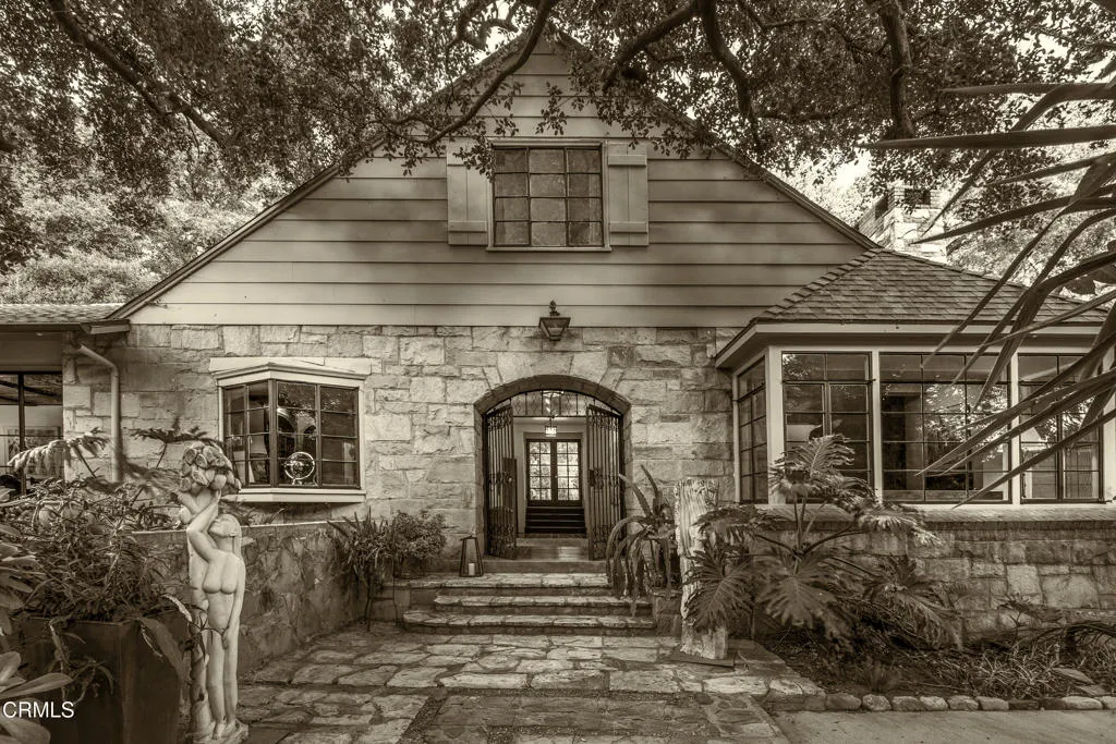 K1 SEPIA
