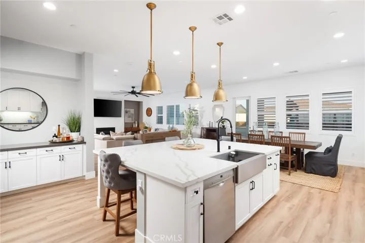 17042 Meteor Way, Riverside, California 92503