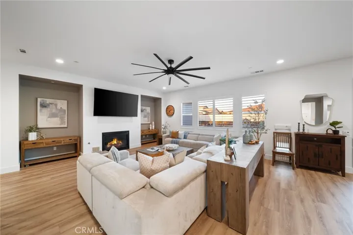 17042 Meteor Way, Riverside, California 92503
