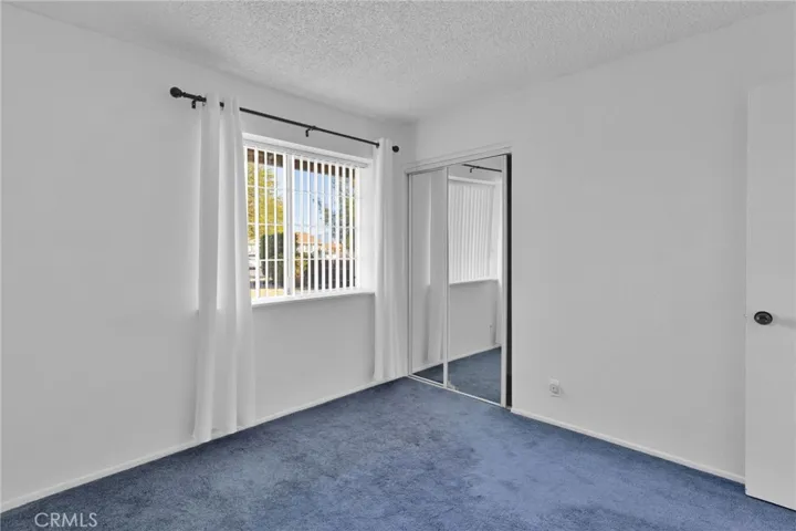 13252 Setancket Road, Apple Valley, California 92308